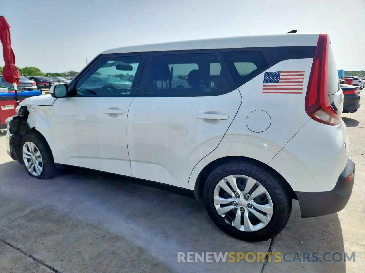 2 Photograph of a damaged car KNDJ23AU6L7714857 KIA SOUL 2020