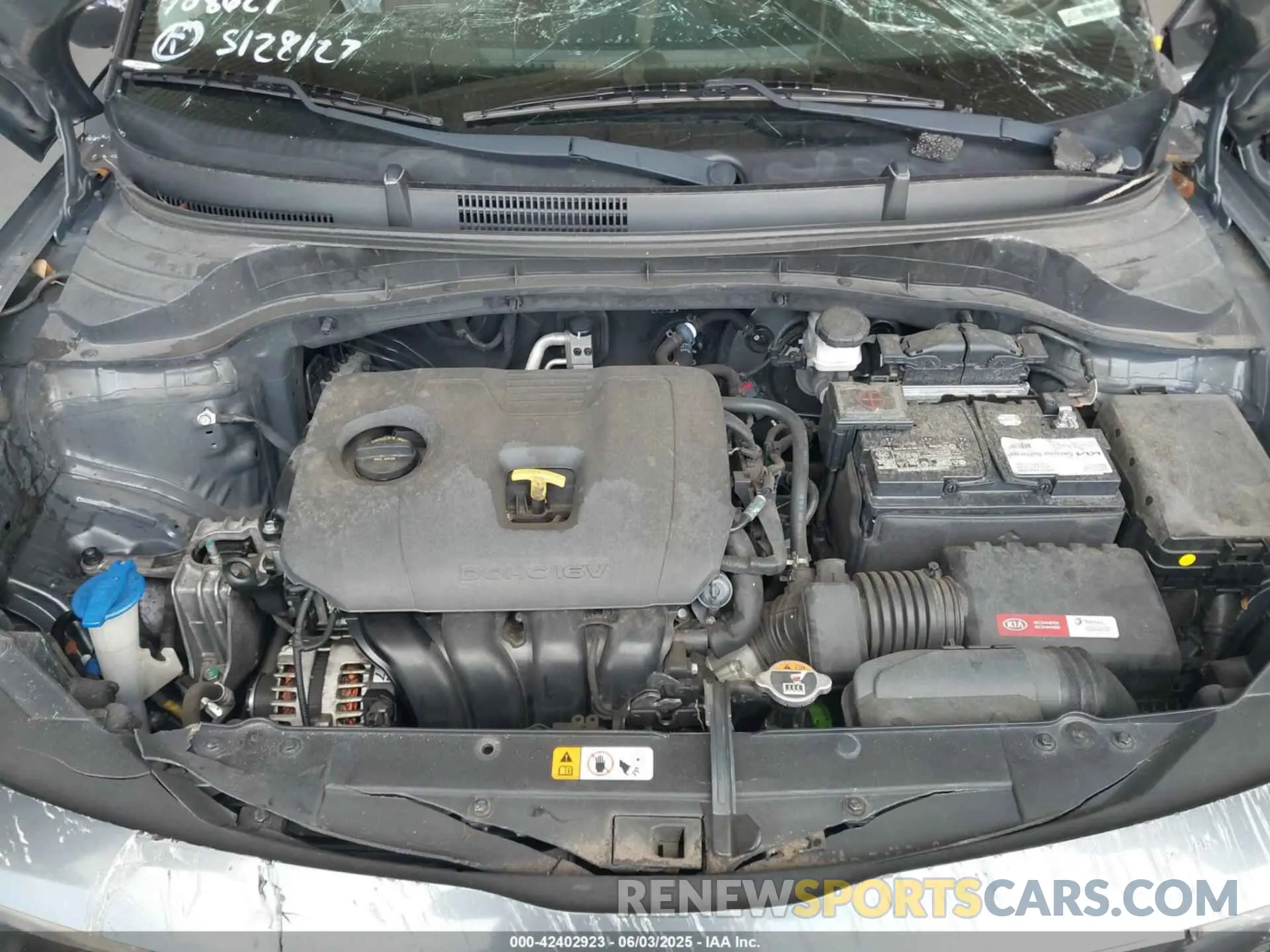 10 Photograph of a damaged car KNDJ23AU6L7717077 KIA SOUL 2020