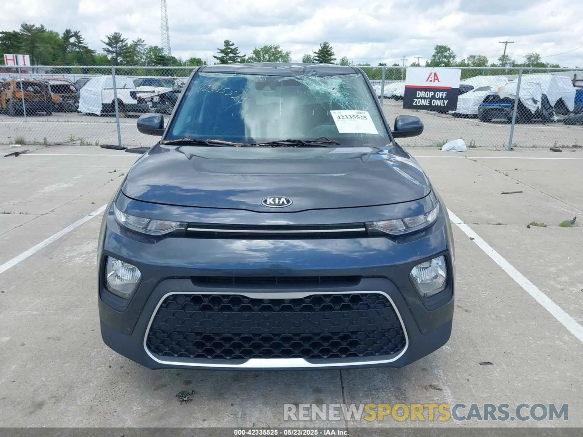12 Photograph of a damaged car KNDJ23AU6L7717922 KIA SOUL 2020