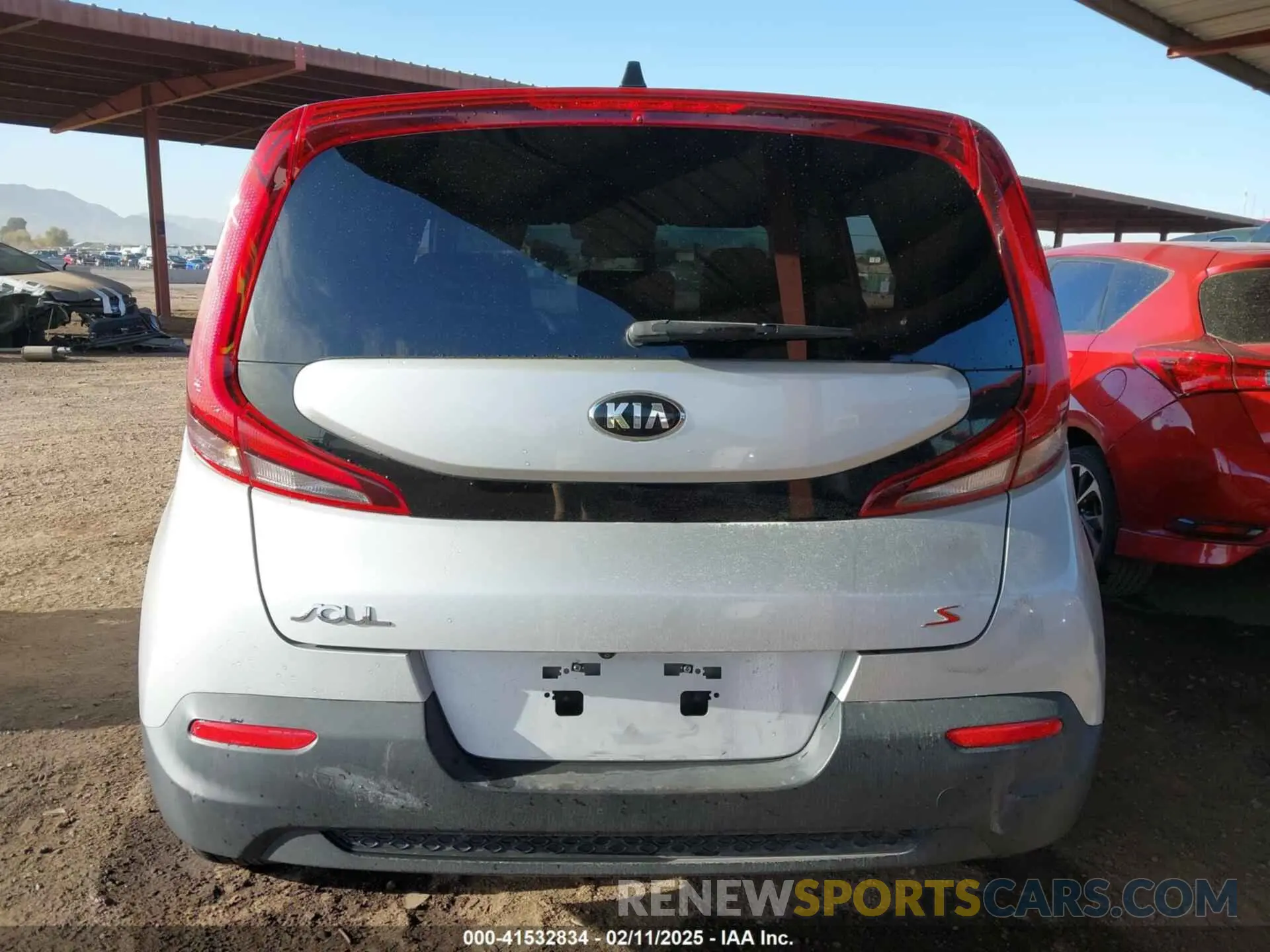 16 Photograph of a damaged car KNDJ23AU6L7719959 KIA SOUL 2020