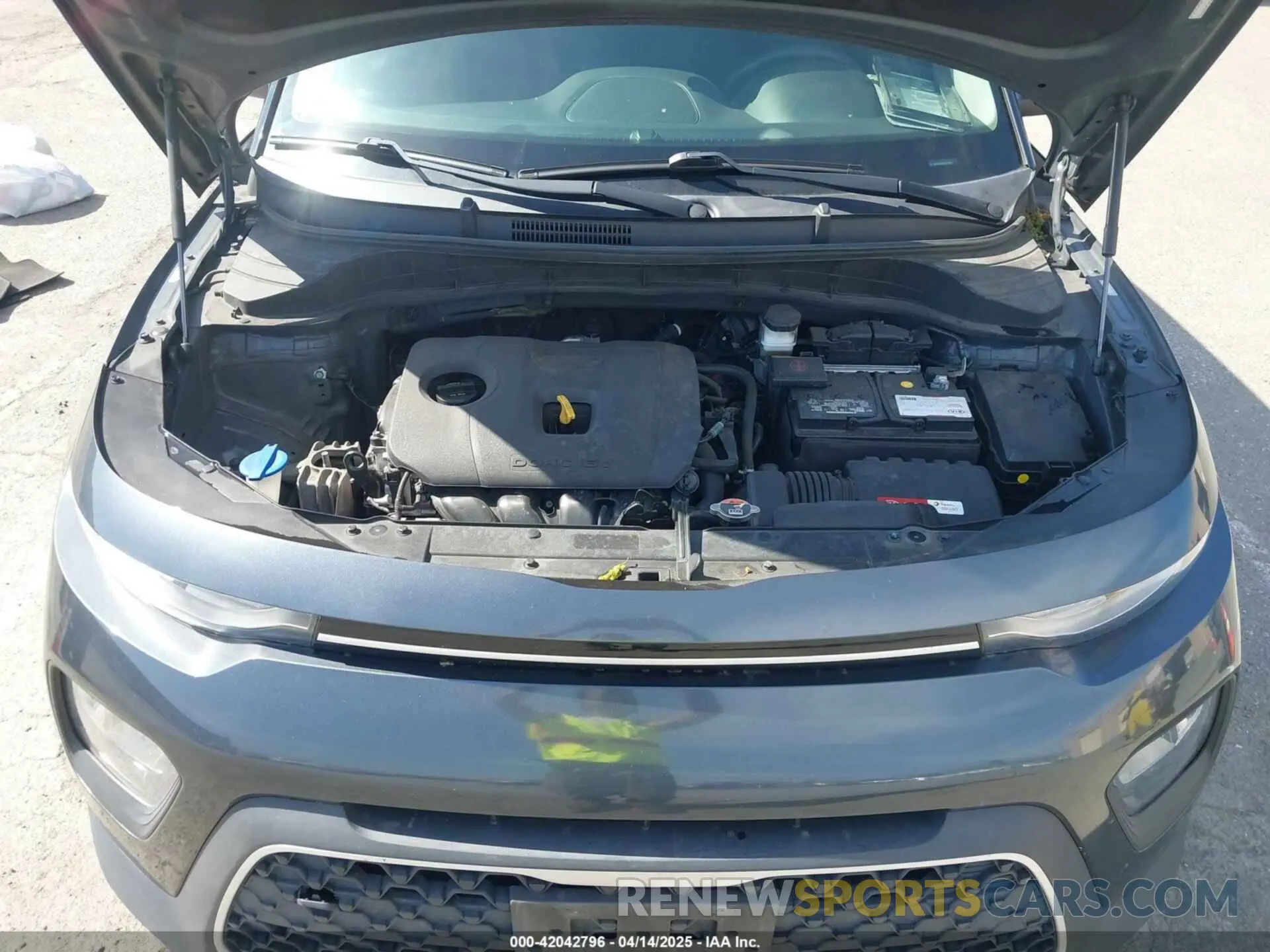 10 Photograph of a damaged car KNDJ23AU6L7722022 KIA SOUL 2020