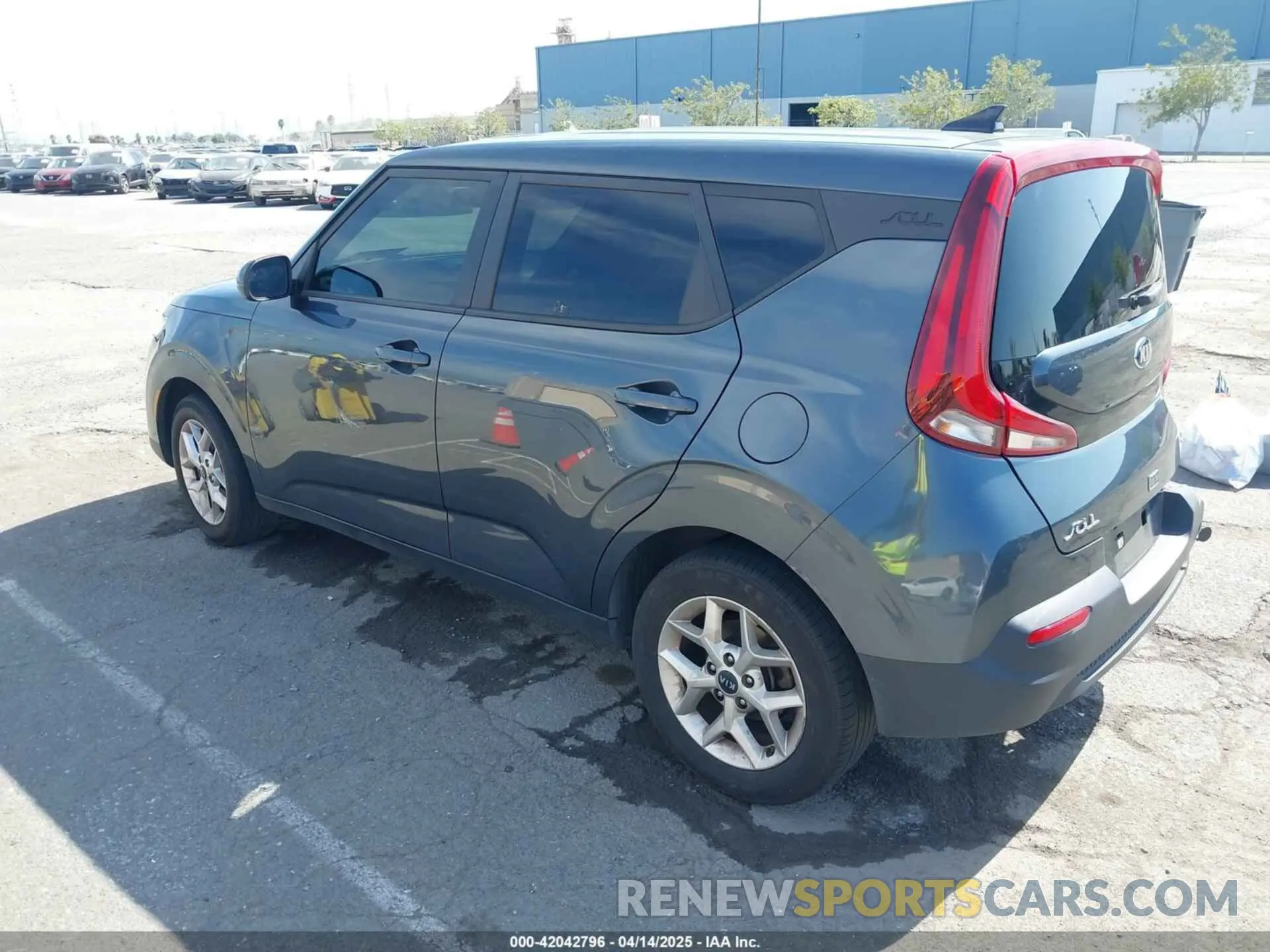 3 Photograph of a damaged car KNDJ23AU6L7722022 KIA SOUL 2020