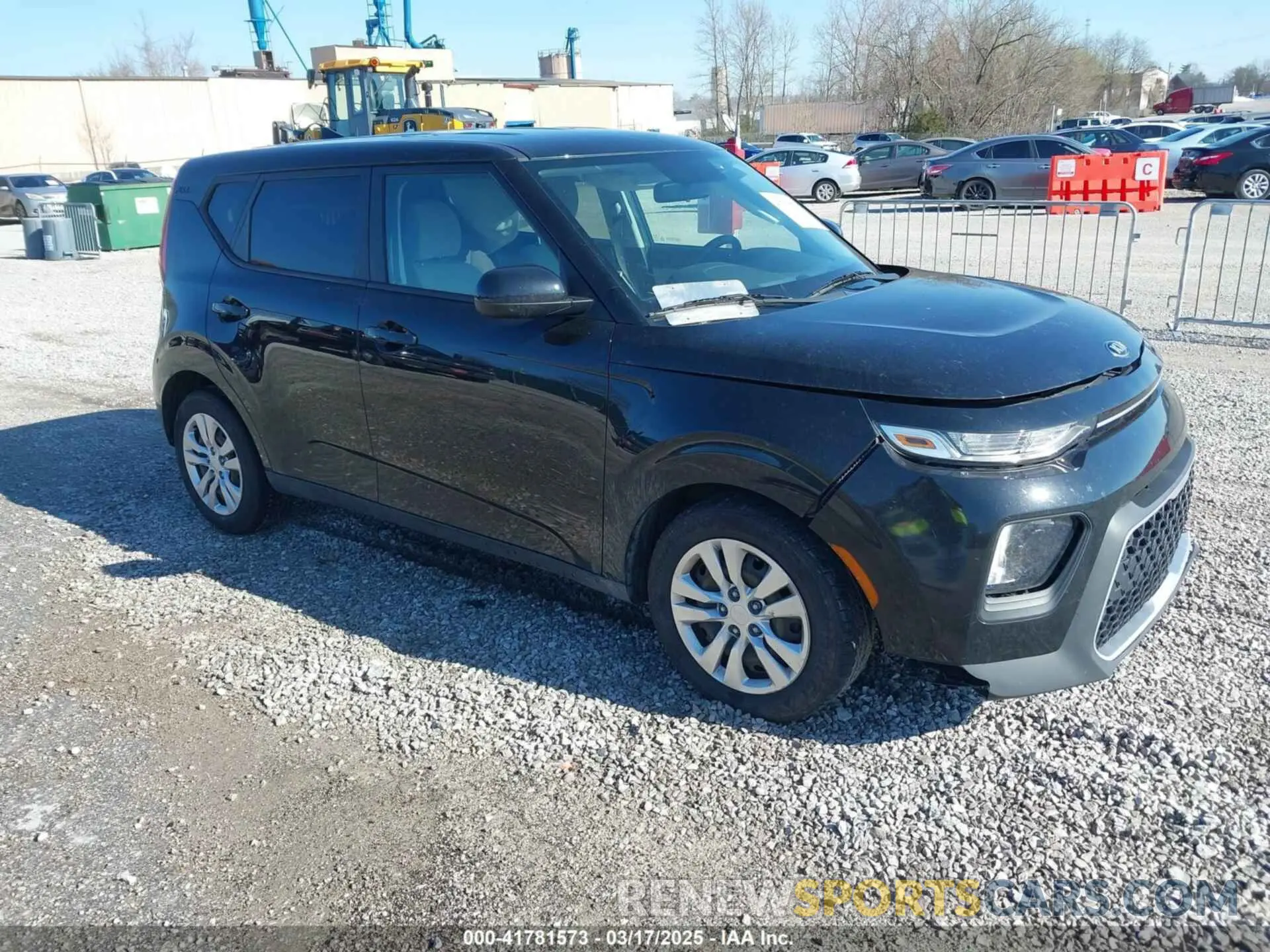 1 Photograph of a damaged car KNDJ23AU6L7724711 KIA SOUL 2020