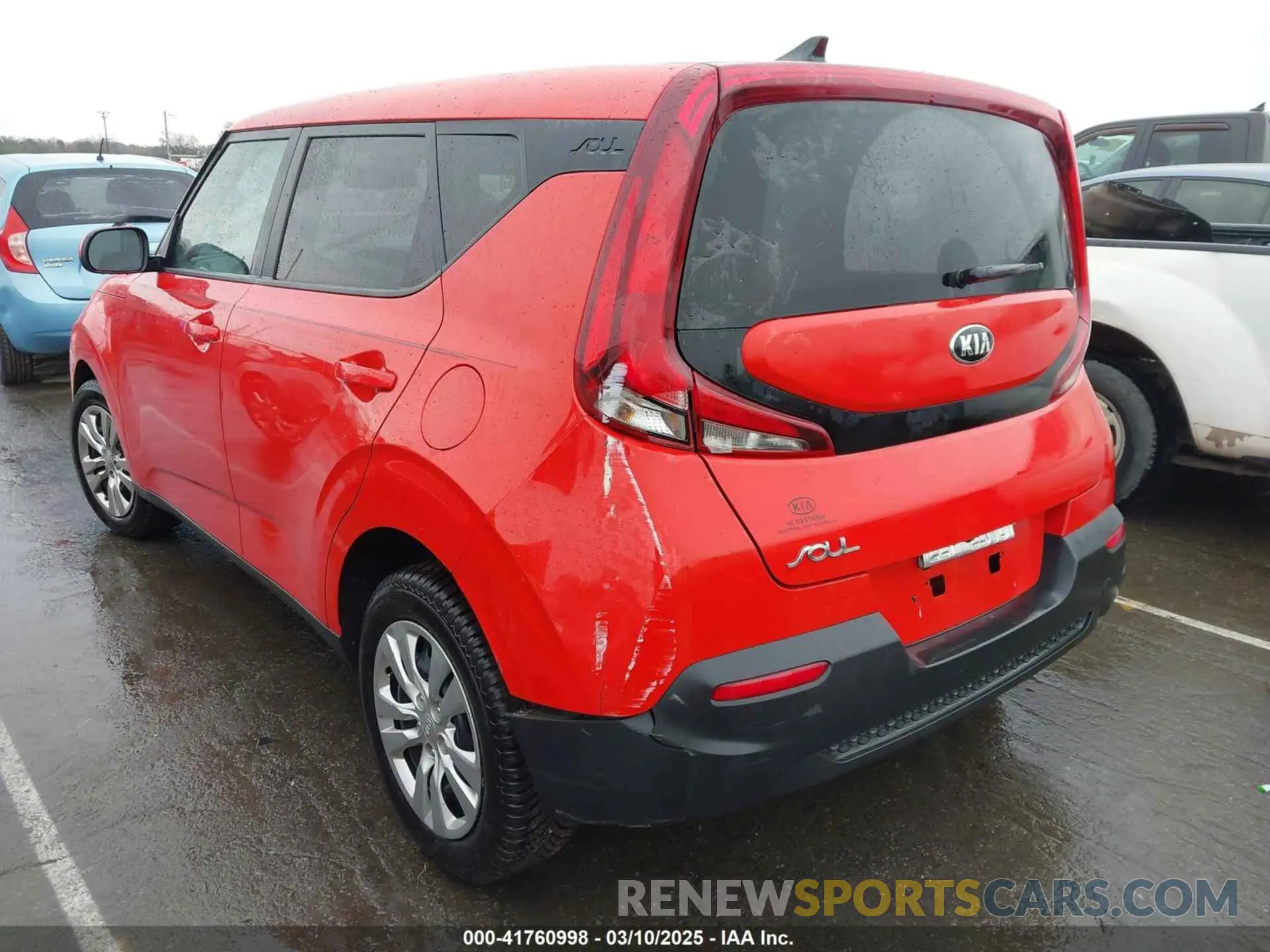3 Photograph of a damaged car KNDJ23AU7L7016175 KIA SOUL 2020