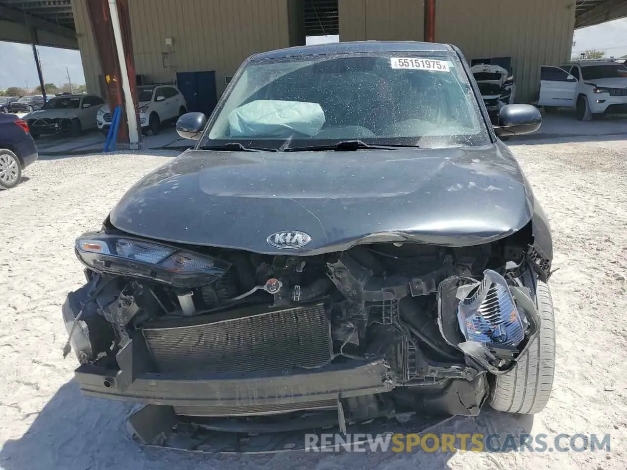 5 Photograph of a damaged car KNDJ23AU7L7035938 KIA SOUL 2020