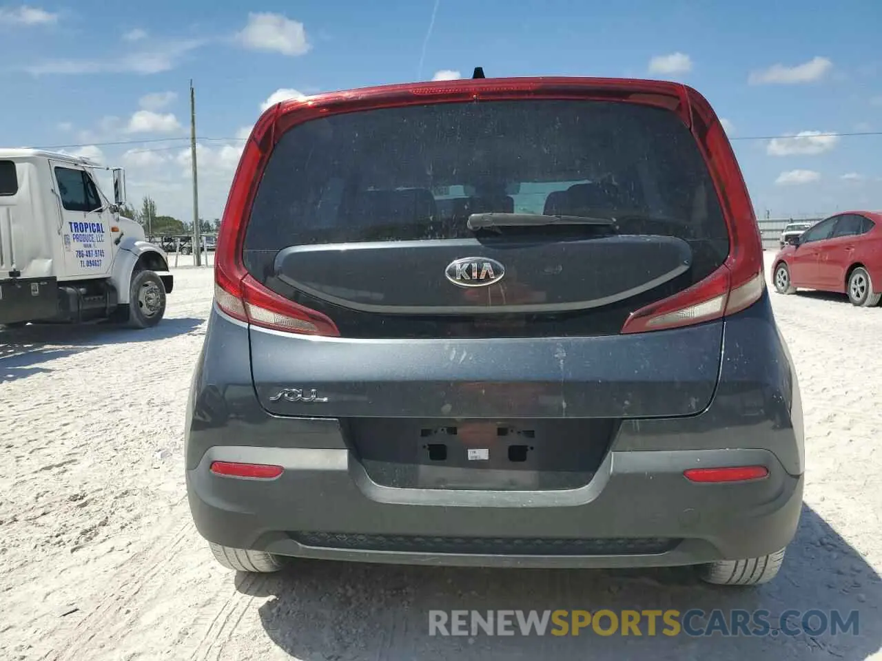 6 Photograph of a damaged car KNDJ23AU7L7035938 KIA SOUL 2020