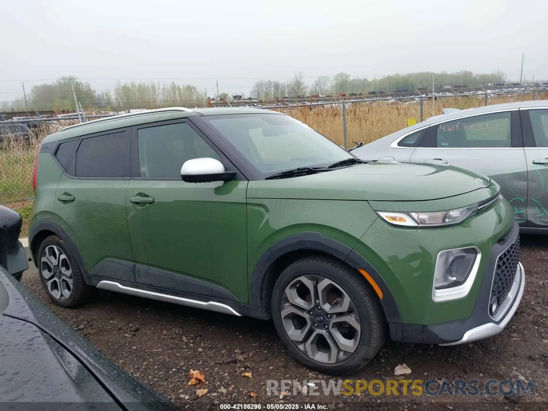 12 Photograph of a damaged car KNDJ23AU7L7040346 KIA SOUL 2020