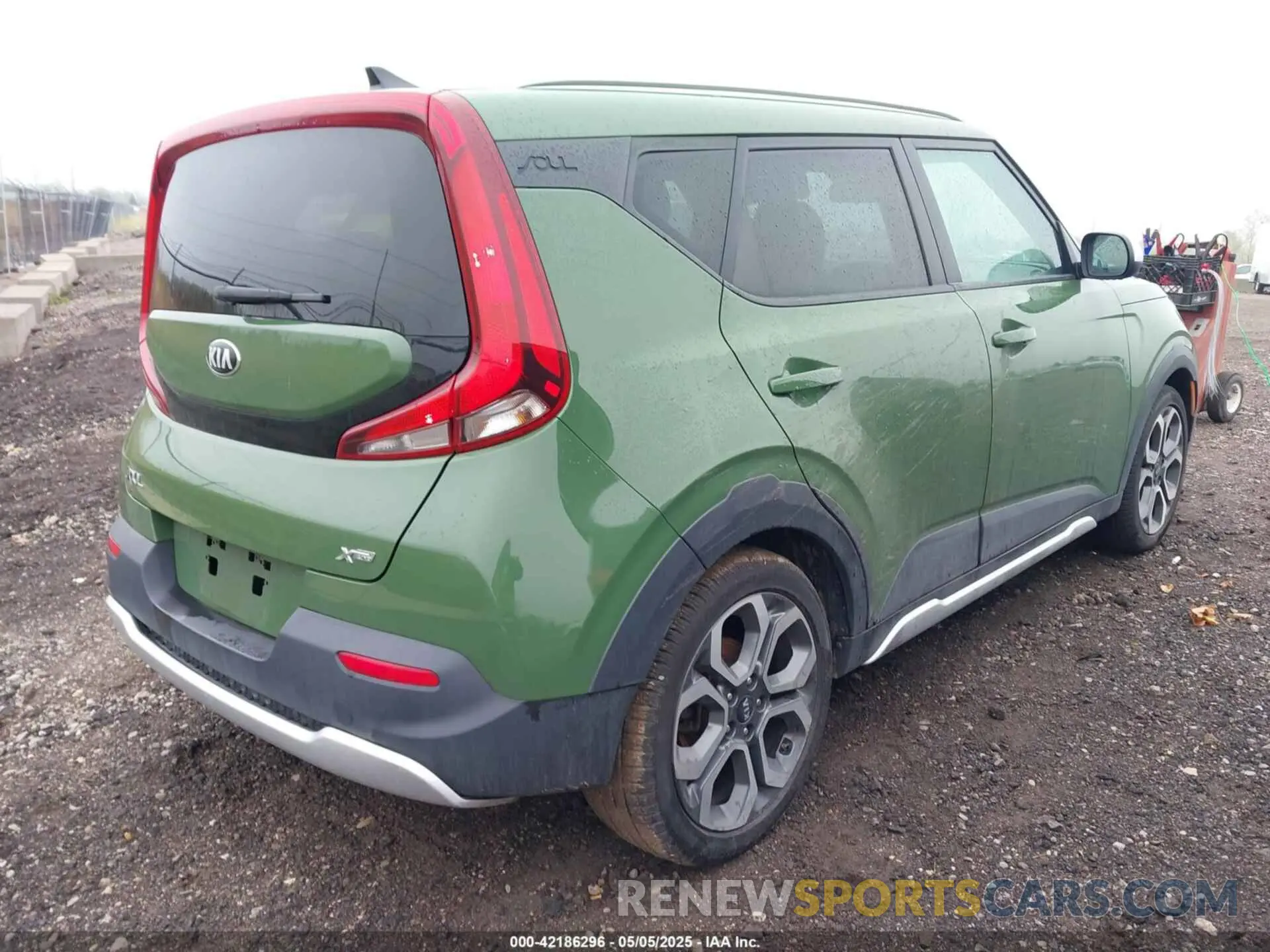 4 Photograph of a damaged car KNDJ23AU7L7040346 KIA SOUL 2020