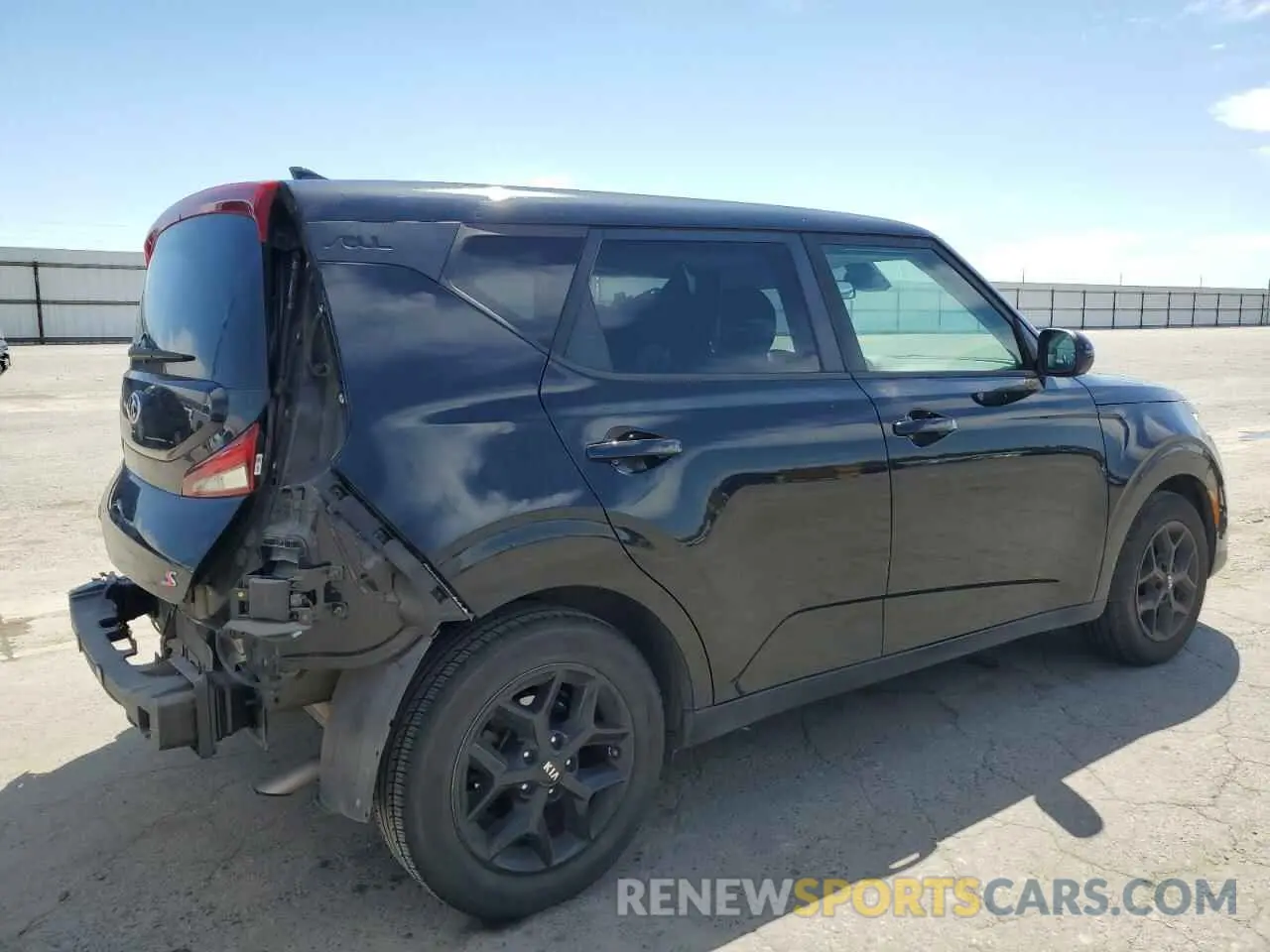 3 Photograph of a damaged car KNDJ23AU7L7061052 KIA SOUL 2020