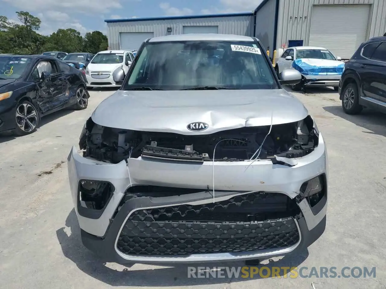 5 Photograph of a damaged car KNDJ23AU7L7087330 KIA SOUL 2020