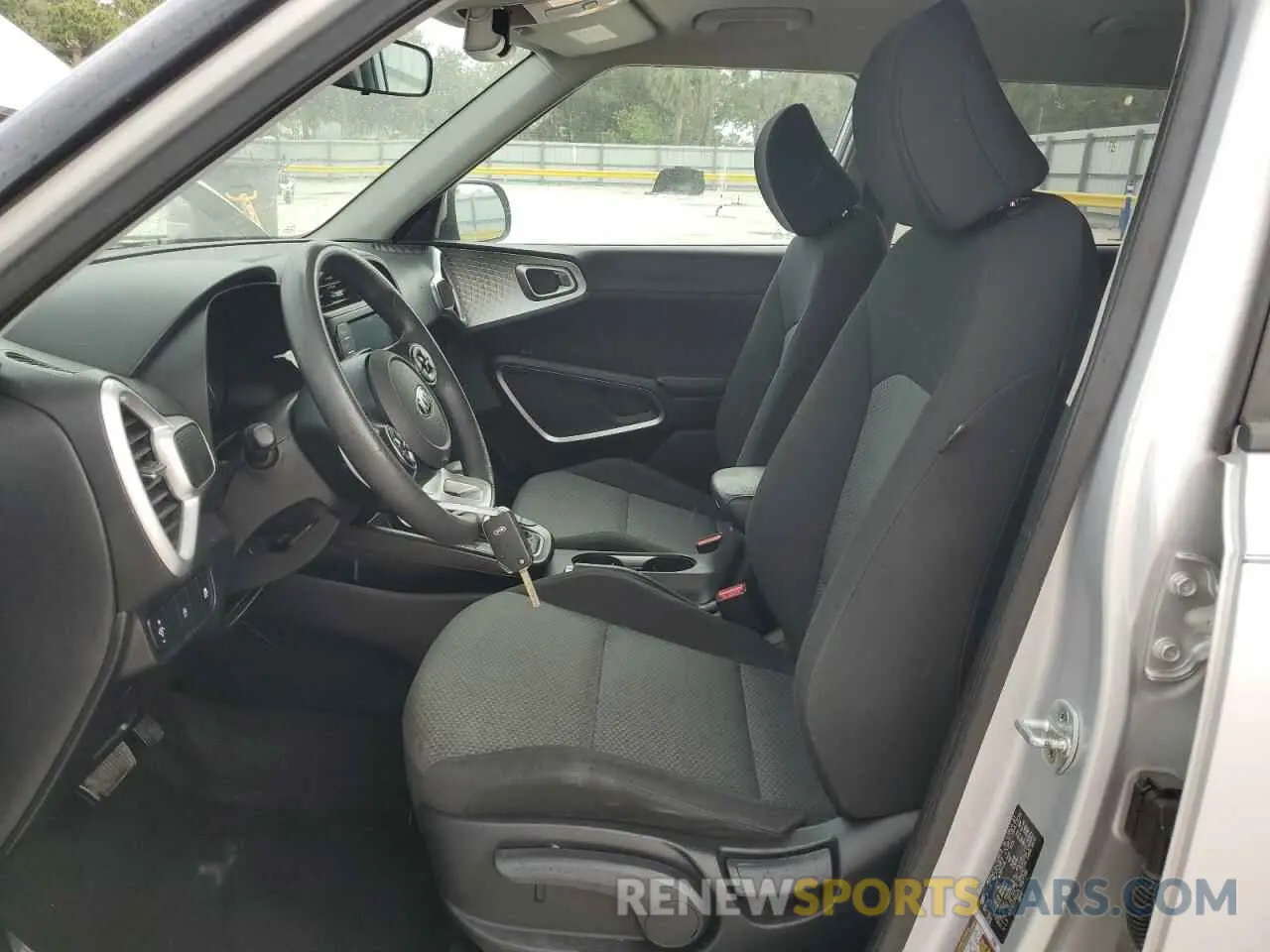 7 Photograph of a damaged car KNDJ23AU7L7087330 KIA SOUL 2020