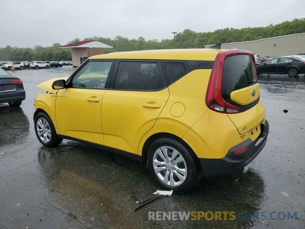 2 Photograph of a damaged car KNDJ23AU7L7100688 KIA SOUL 2020