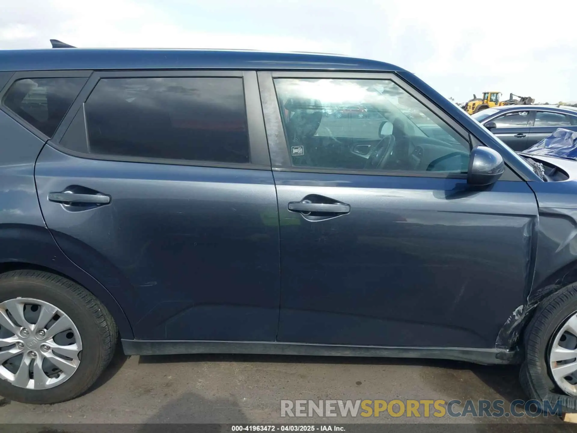 13 Photograph of a damaged car KNDJ23AU7L7107950 KIA SOUL 2020