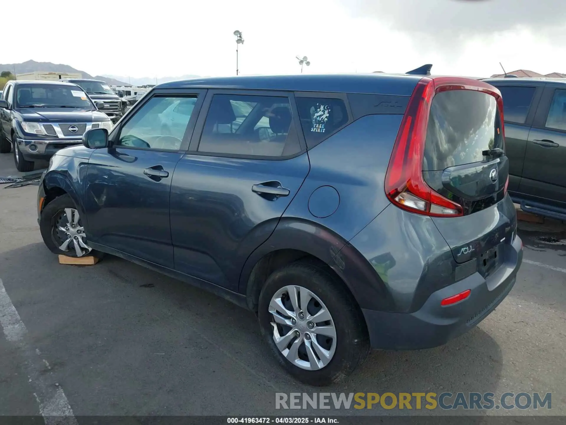 3 Photograph of a damaged car KNDJ23AU7L7107950 KIA SOUL 2020
