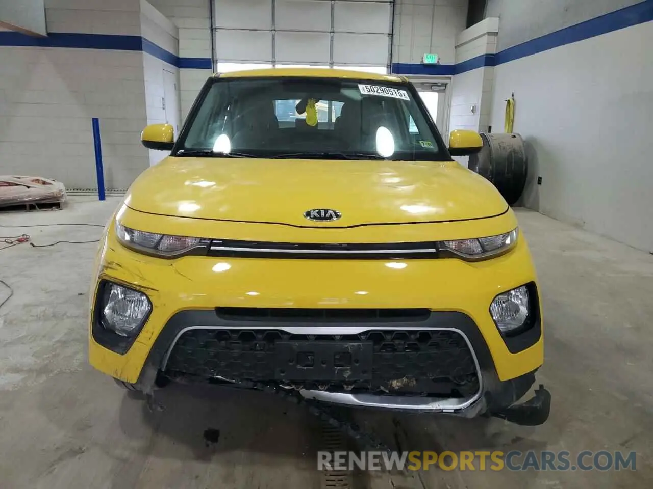 5 Photograph of a damaged car KNDJ23AU7L7108127 KIA SOUL 2020