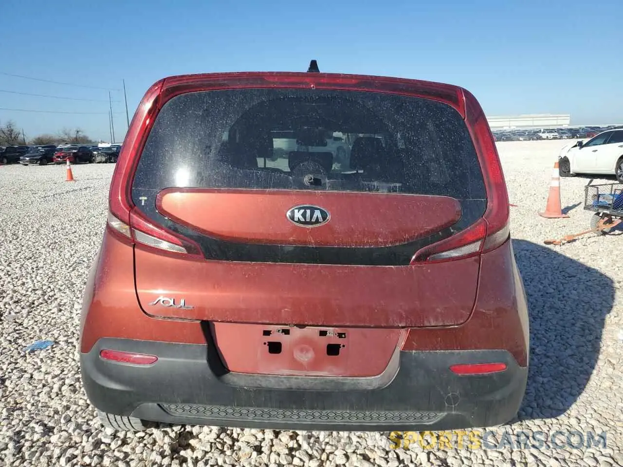 6 Photograph of a damaged car KNDJ23AU7L7113991 KIA SOUL 2020