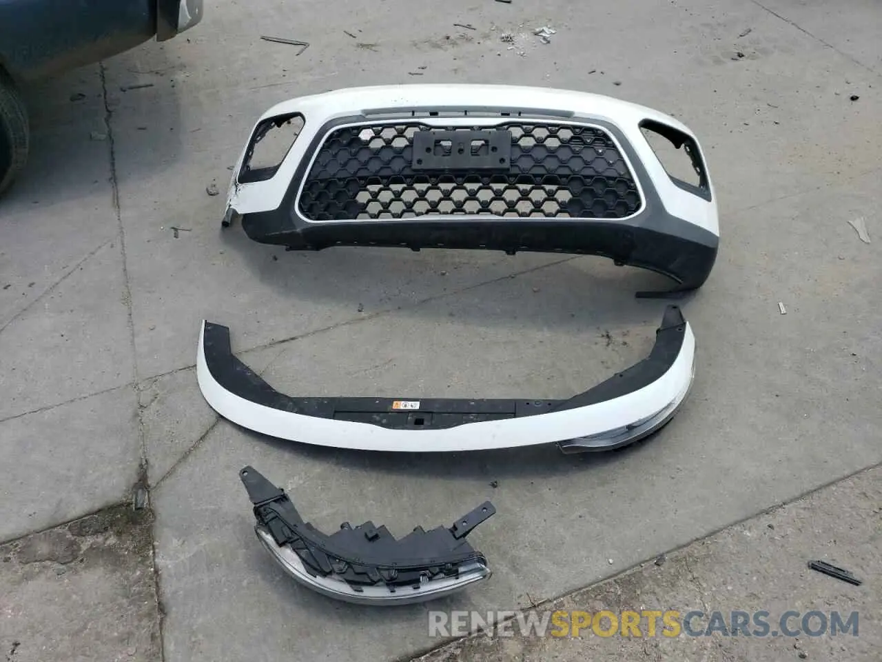 12 Photograph of a damaged car KNDJ23AU7L7702734 KIA SOUL 2020