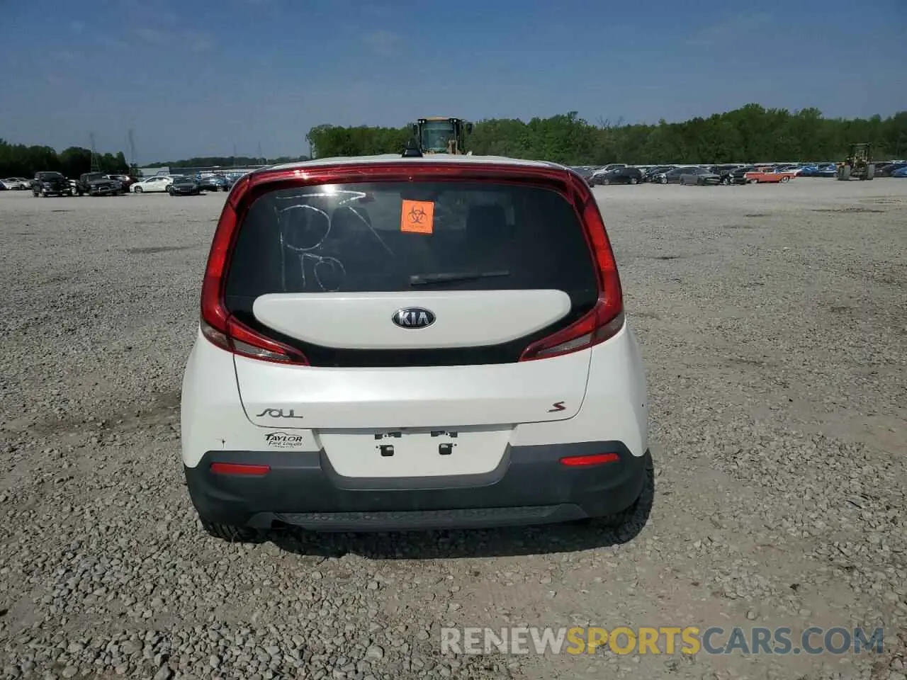 6 Photograph of a damaged car KNDJ23AU7L7703334 KIA SOUL 2020
