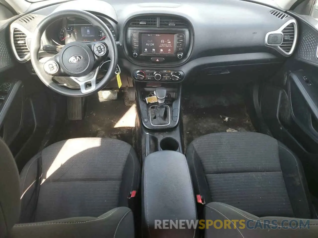8 Photograph of a damaged car KNDJ23AU7L7703334 KIA SOUL 2020
