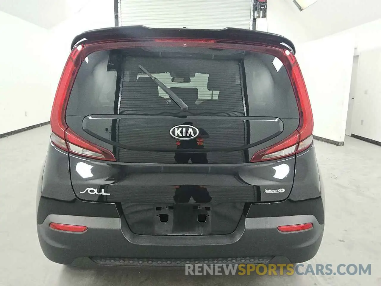 6 Photograph of a damaged car KNDJ23AU7L7714091 KIA SOUL 2020