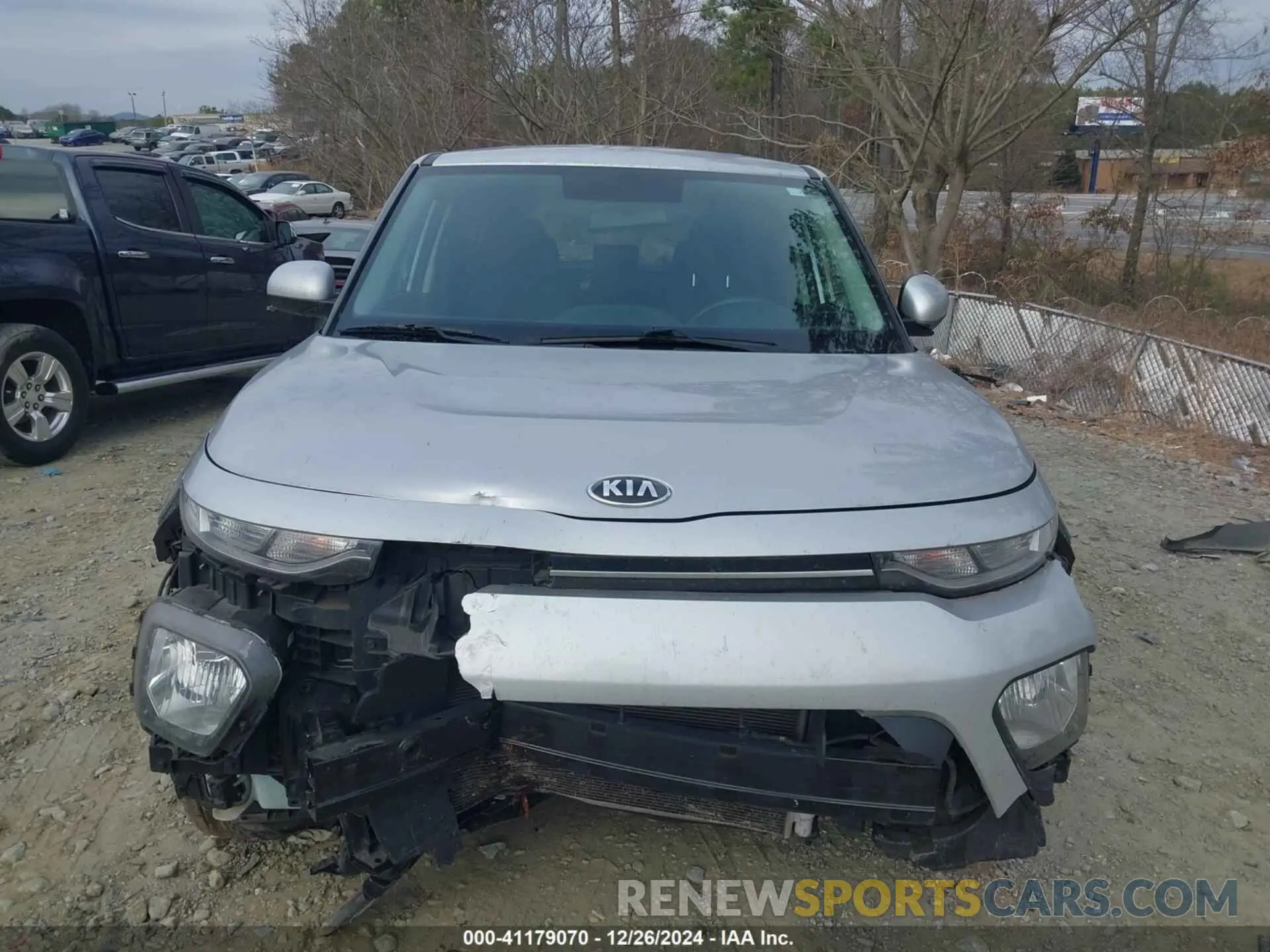 11 Photograph of a damaged car KNDJ23AU8L7011339 KIA SOUL 2020