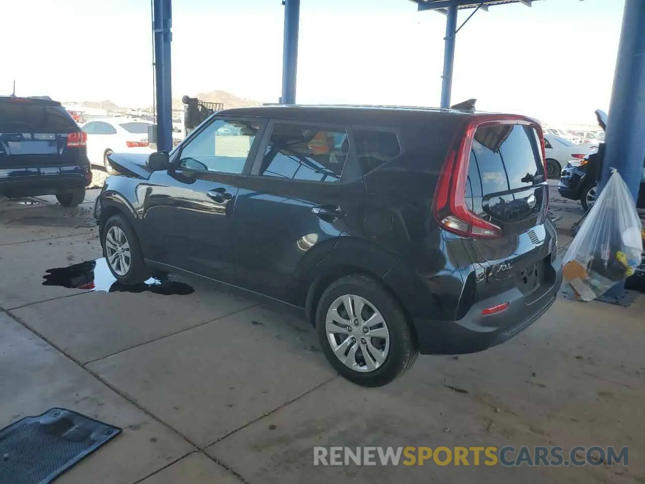 2 Photograph of a damaged car KNDJ23AU8L7033020 KIA SOUL 2020