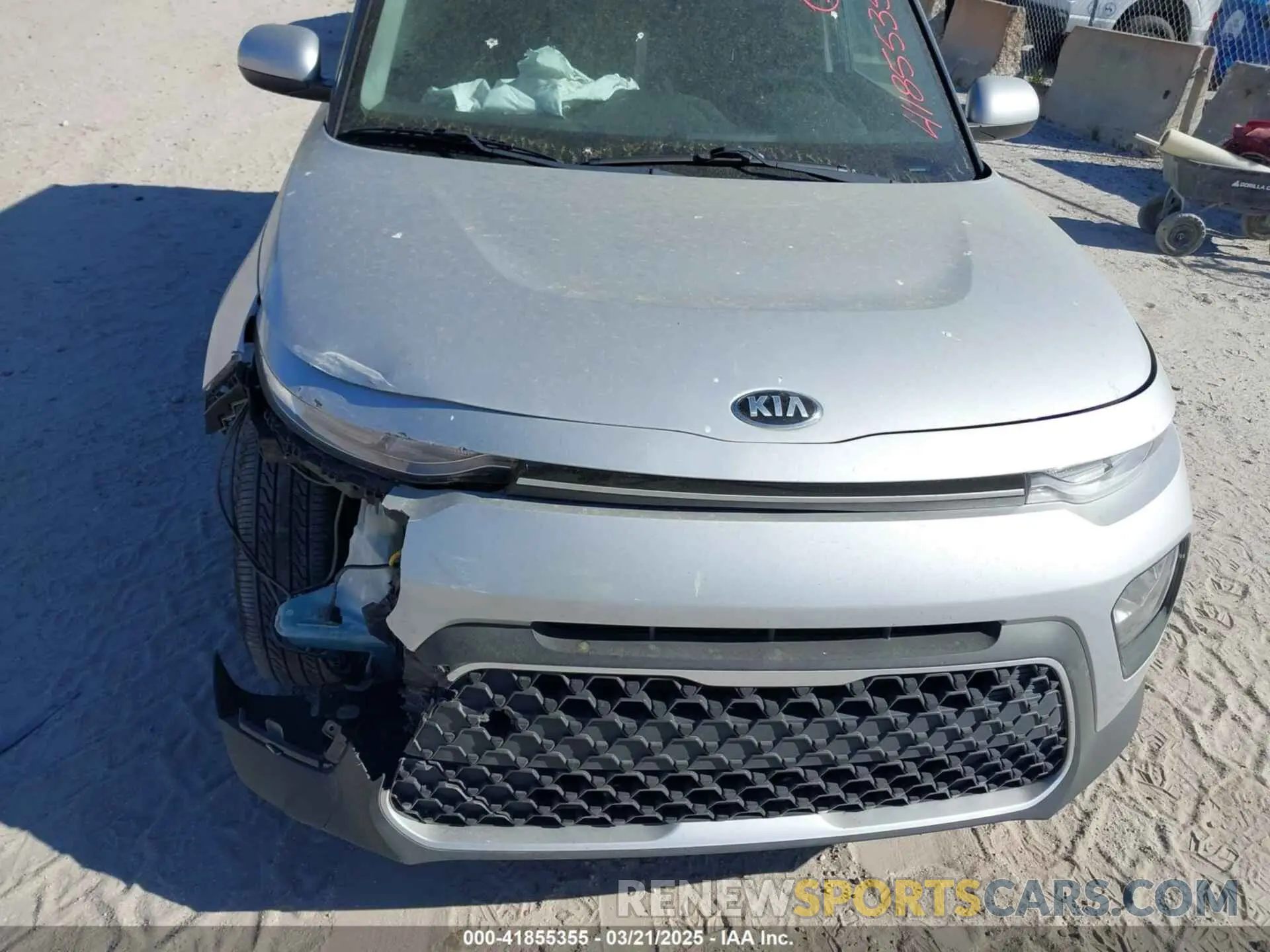 20 Photograph of a damaged car KNDJ23AU8L7037942 KIA SOUL 2020