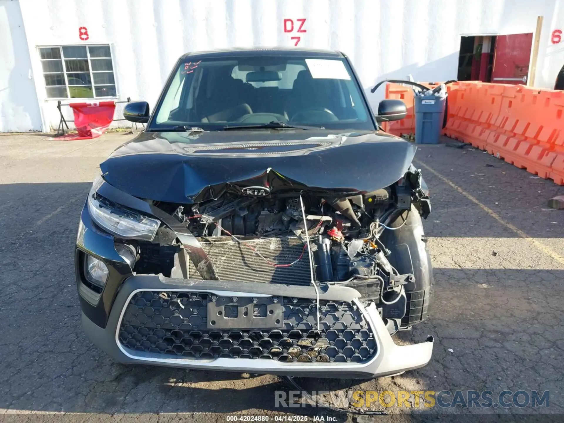 13 Photograph of a damaged car KNDJ23AU8L7061786 KIA SOUL 2020