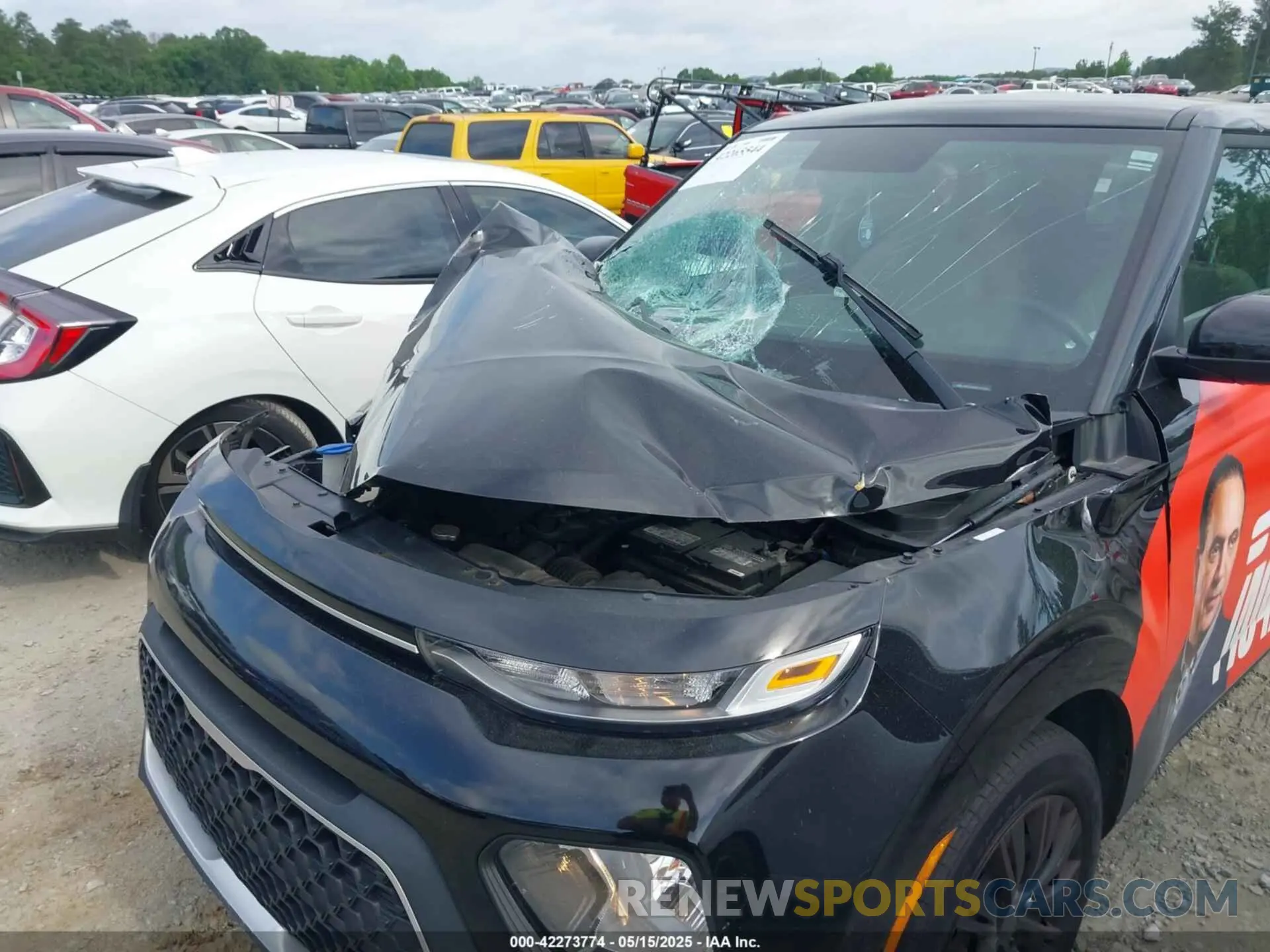6 Photograph of a damaged car KNDJ23AU8L7071220 KIA SOUL 2020