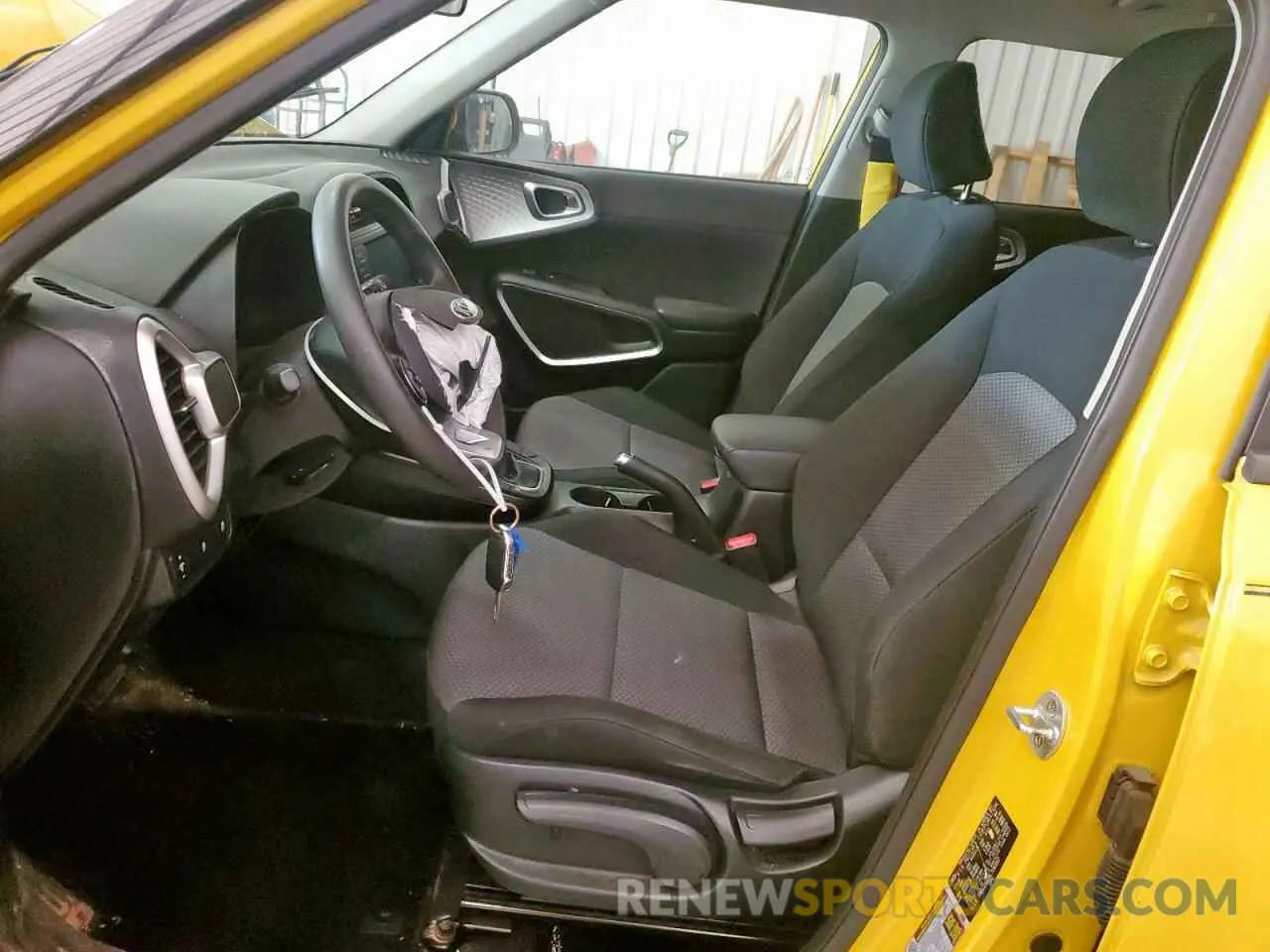 7 Photograph of a damaged car KNDJ23AU8L7090317 KIA SOUL 2020
