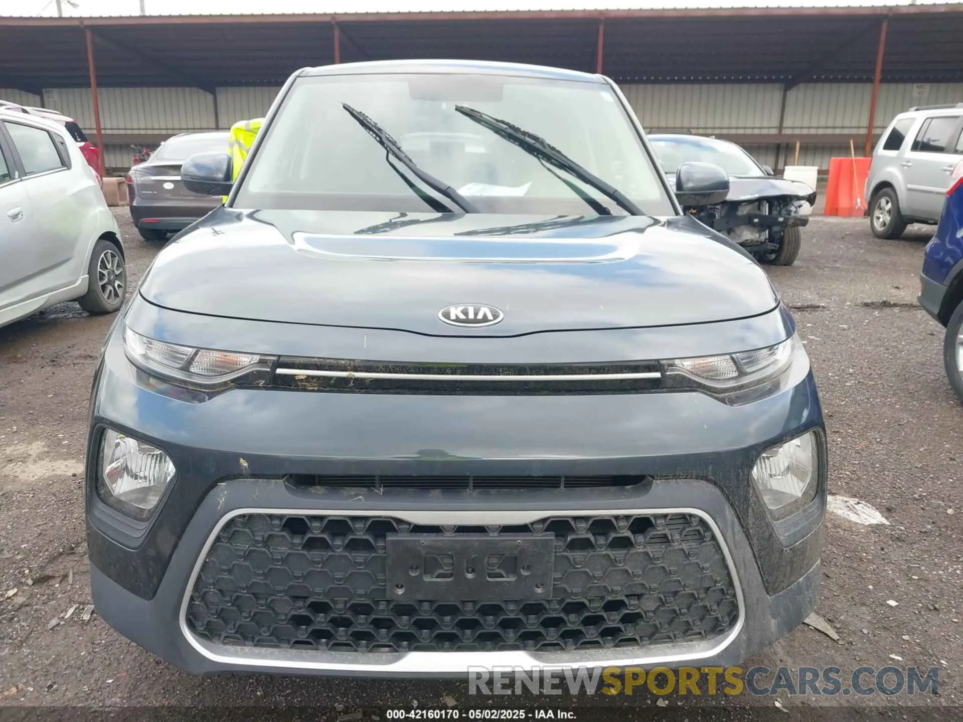 12 Photograph of a damaged car KNDJ23AU8L7094125 KIA SOUL 2020