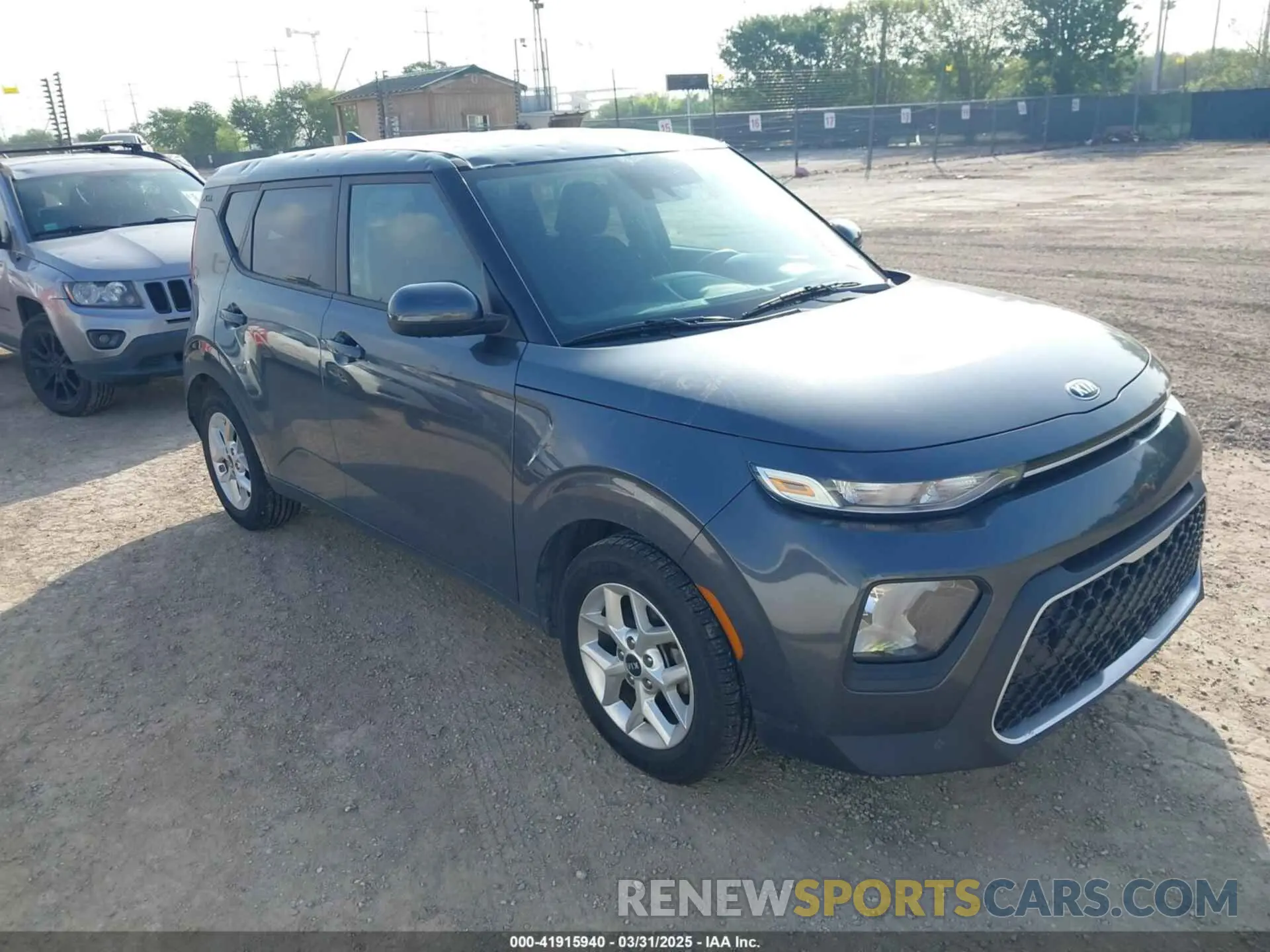 1 Photograph of a damaged car KNDJ23AU8L7094285 KIA SOUL 2020