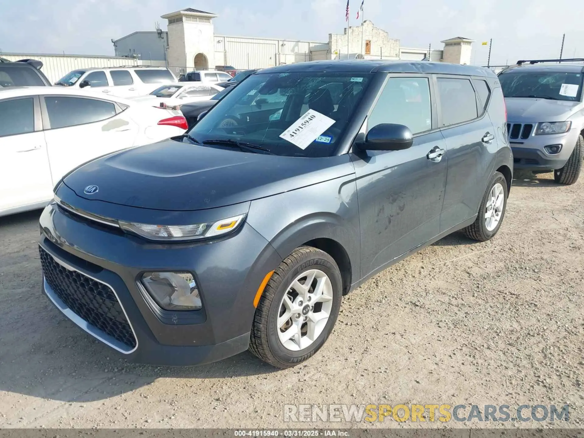 2 Photograph of a damaged car KNDJ23AU8L7094285 KIA SOUL 2020