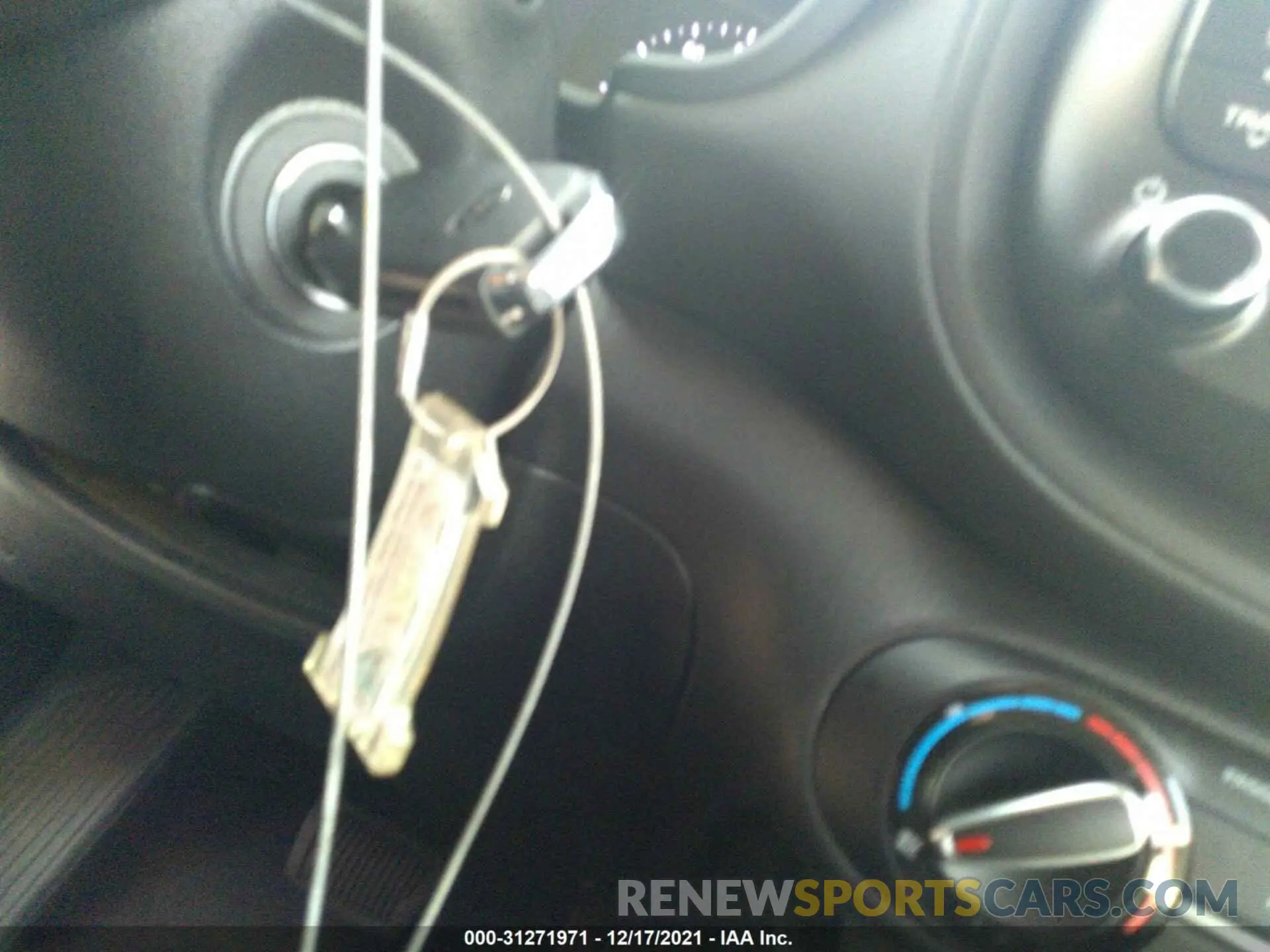 11 Photograph of a damaged car KNDJ23AU8L7108900 KIA SOUL 2020