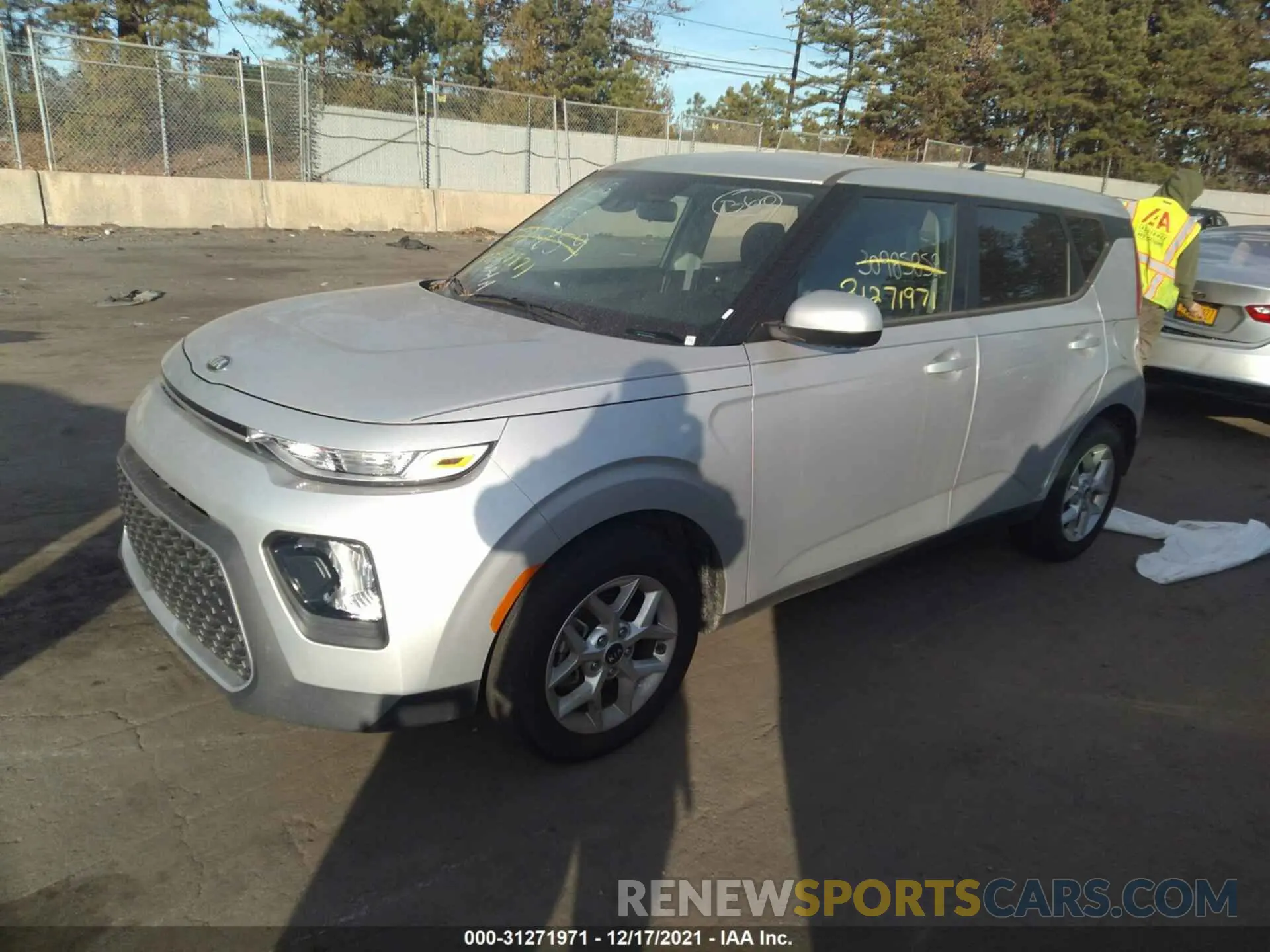 2 Photograph of a damaged car KNDJ23AU8L7108900 KIA SOUL 2020