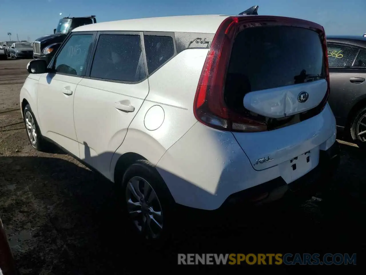 2 Photograph of a damaged car KNDJ23AU8L7701009 KIA SOUL 2020
