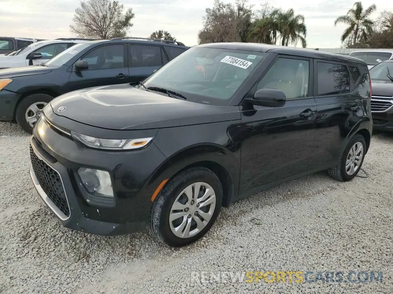 1 Photograph of a damaged car KNDJ23AU8L7726282 KIA SOUL 2020