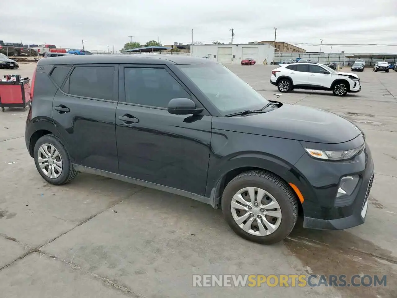 4 Photograph of a damaged car KNDJ23AU8L7735659 KIA SOUL 2020