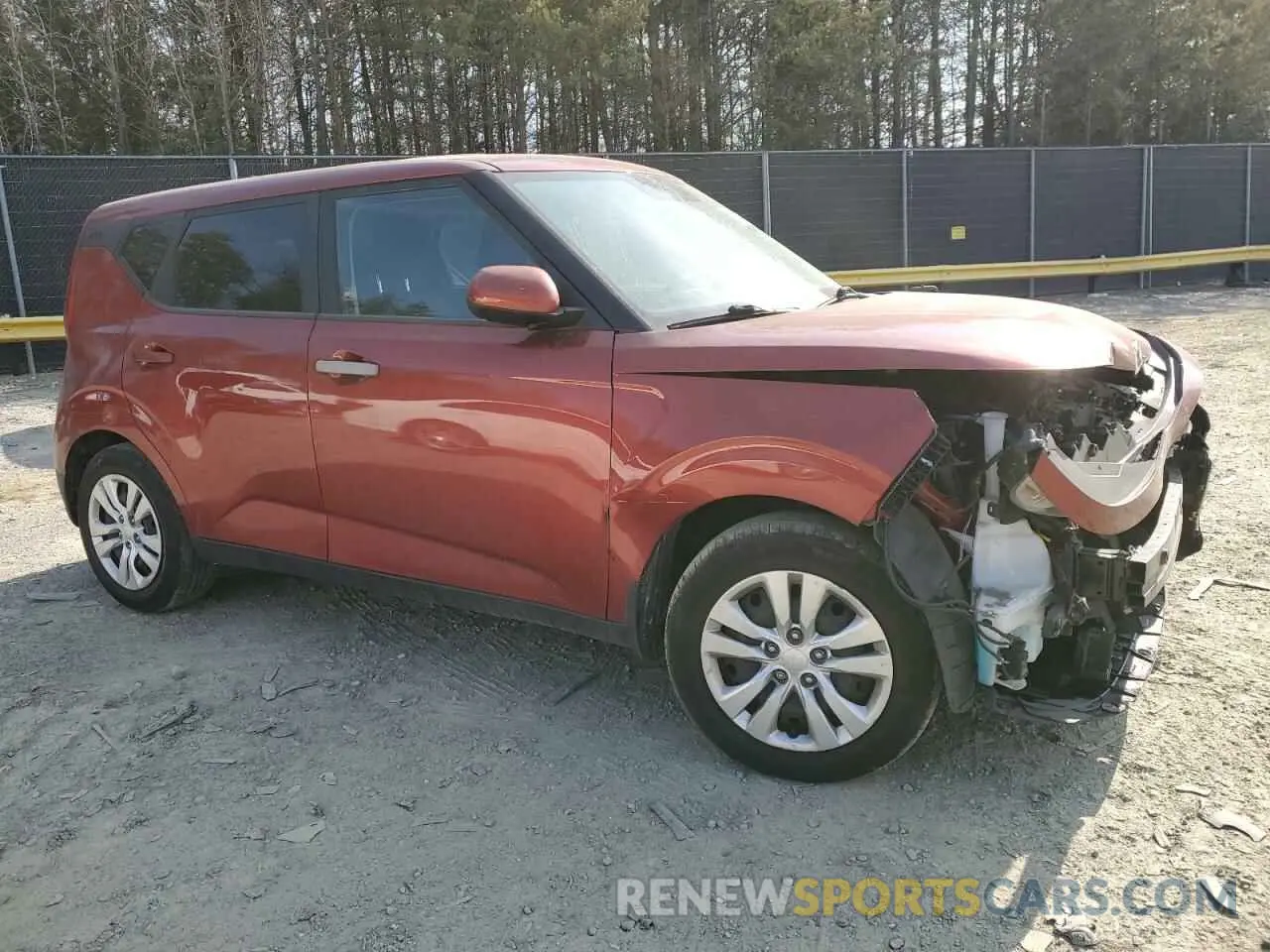 4 Photograph of a damaged car KNDJ23AU9L7033916 KIA SOUL 2020