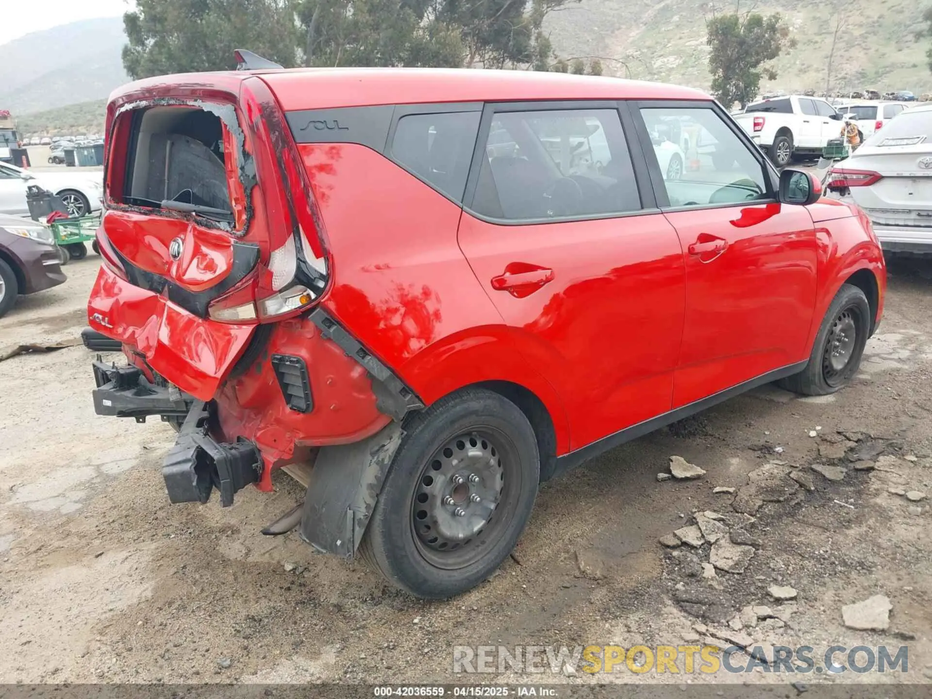4 Photograph of a damaged car KNDJ23AU9L7051669 KIA SOUL 2020
