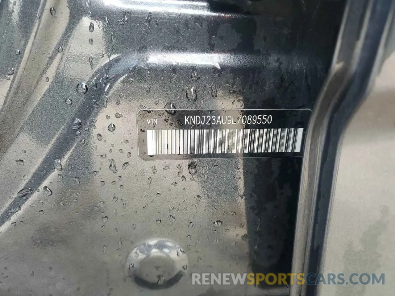 13 Photograph of a damaged car KNDJ23AU9L7089550 KIA SOUL 2020