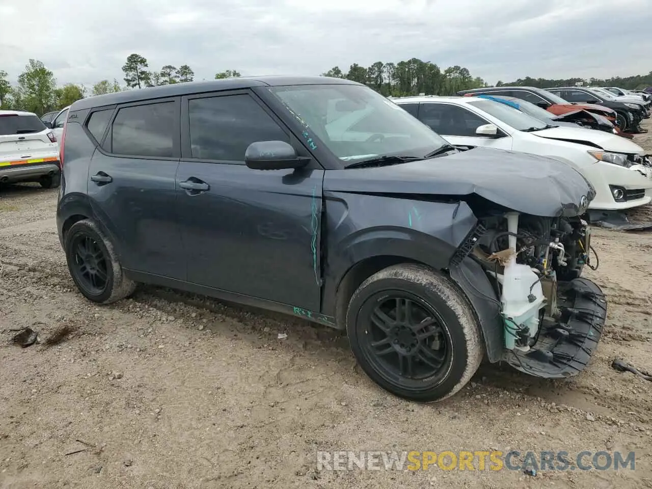 4 Photograph of a damaged car KNDJ23AU9L7098376 KIA SOUL 2020