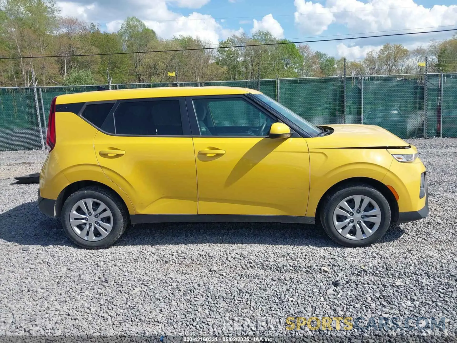 13 Photograph of a damaged car KNDJ23AU9L7108842 KIA SOUL 2020