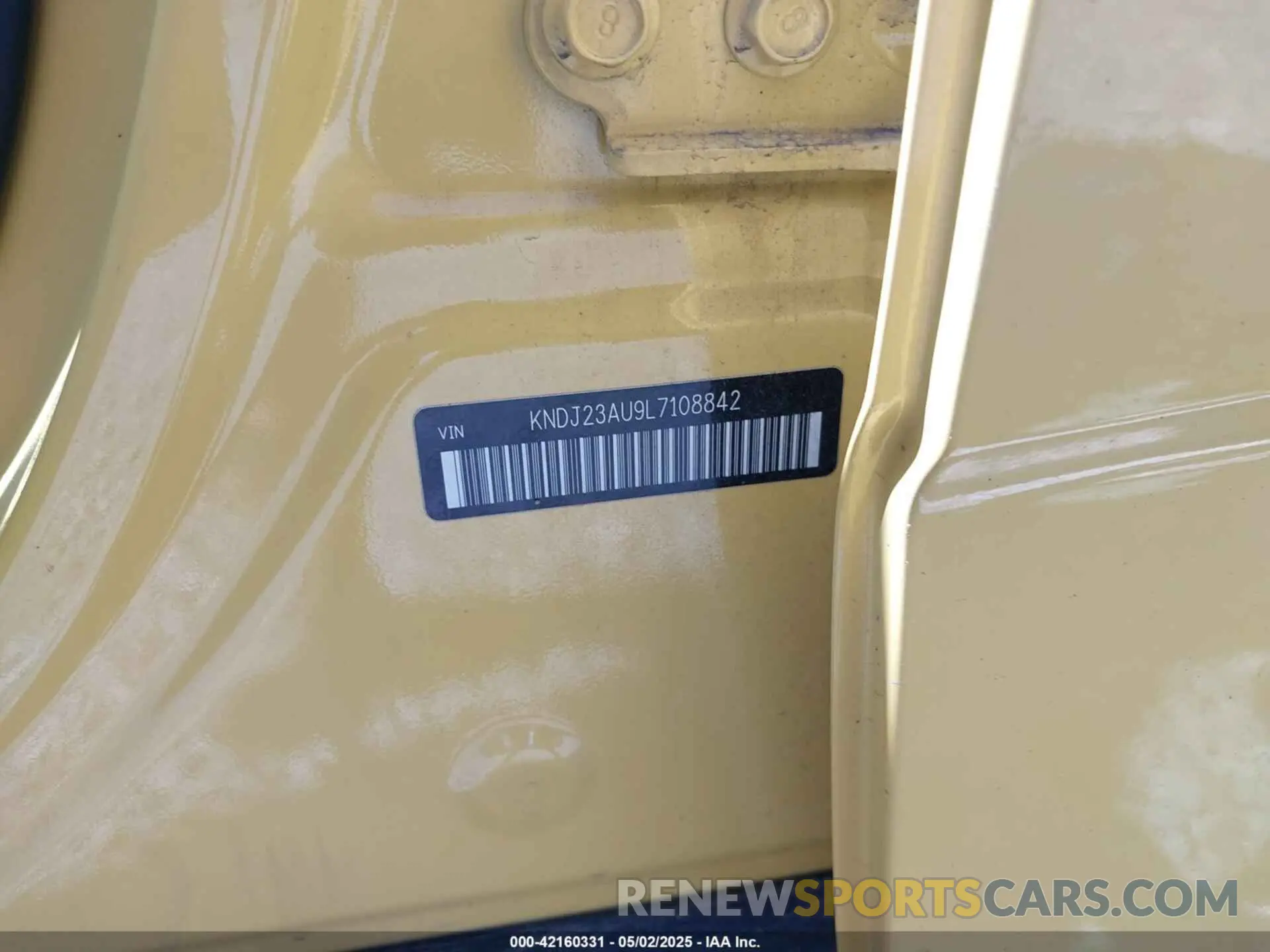9 Photograph of a damaged car KNDJ23AU9L7108842 KIA SOUL 2020