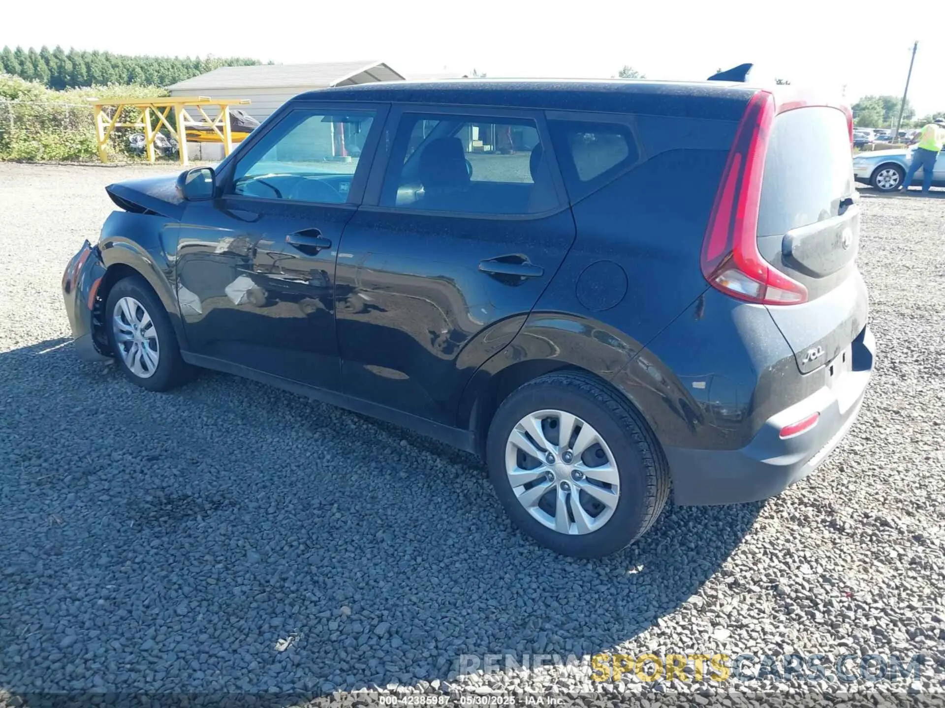 3 Photograph of a damaged car KNDJ23AU9L7123633 KIA SOUL 2020