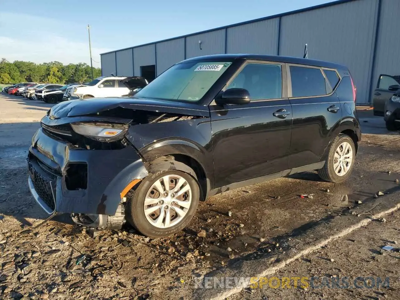 1 Photograph of a damaged car KNDJ23AU9L7704338 KIA SOUL 2020