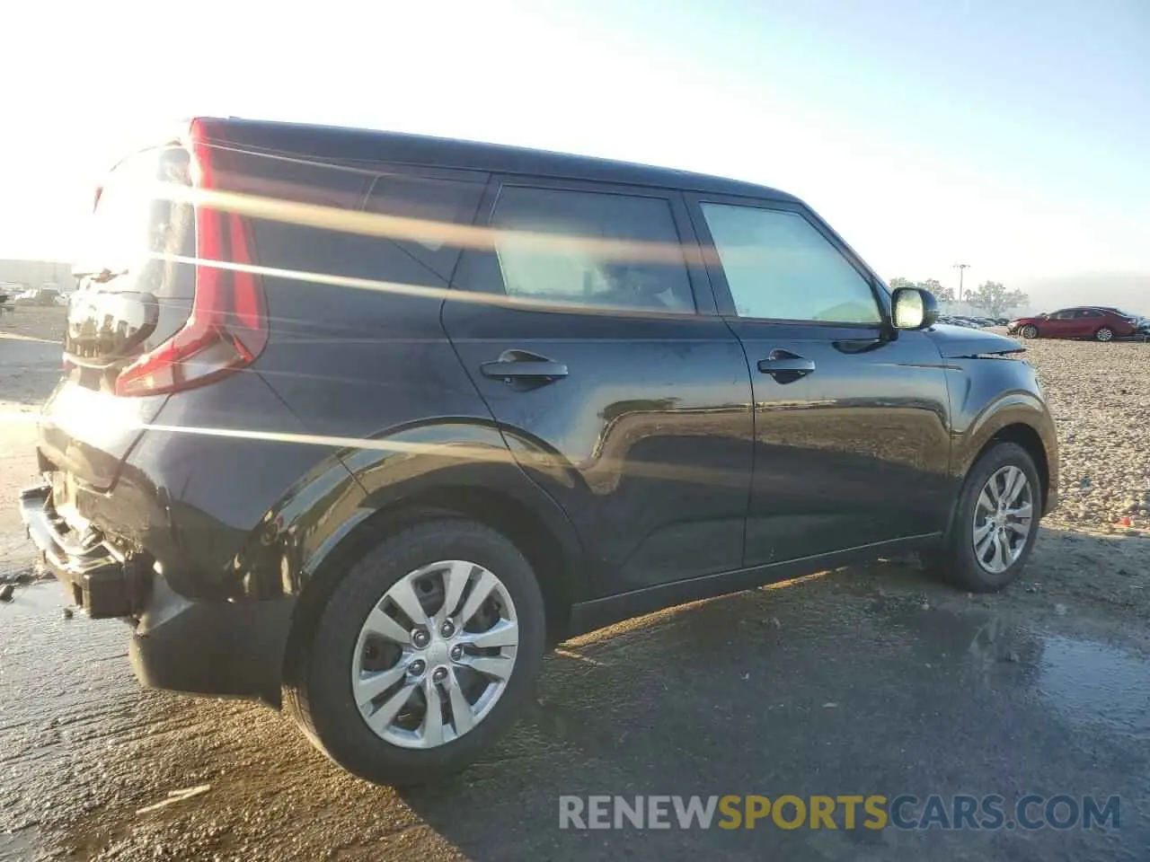 3 Photograph of a damaged car KNDJ23AU9L7704338 KIA SOUL 2020