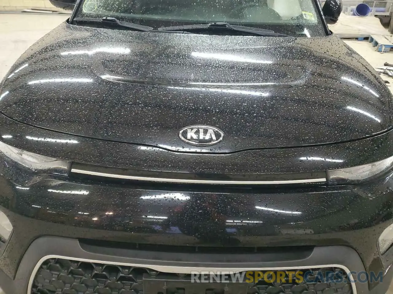 11 Photograph of a damaged car KNDJ23AU9L7705019 KIA SOUL 2020
