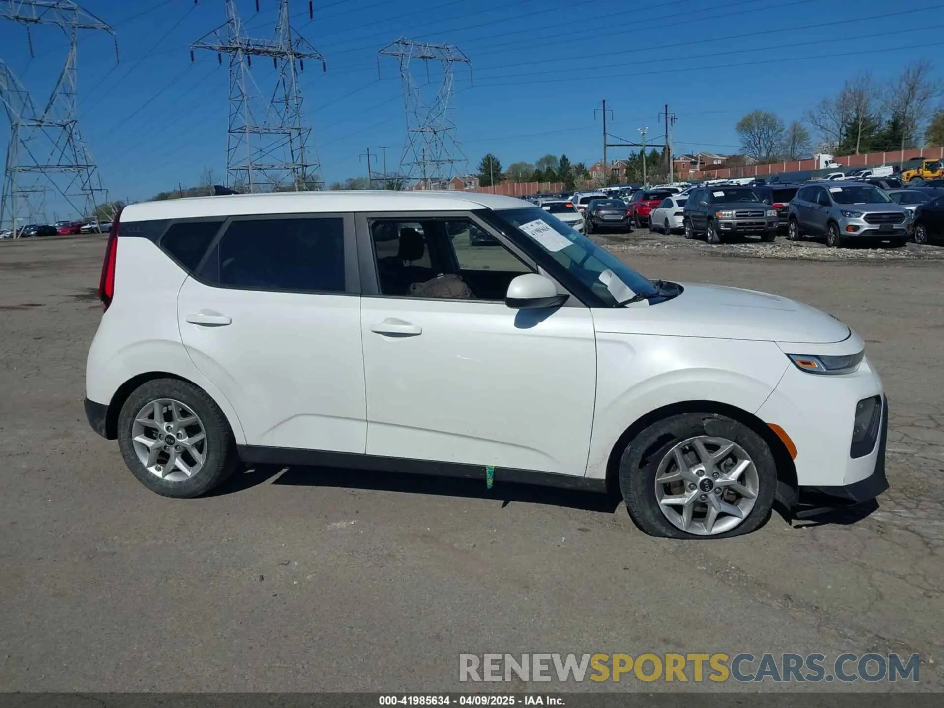 14 Photograph of a damaged car KNDJ23AUXL7003727 KIA SOUL 2020