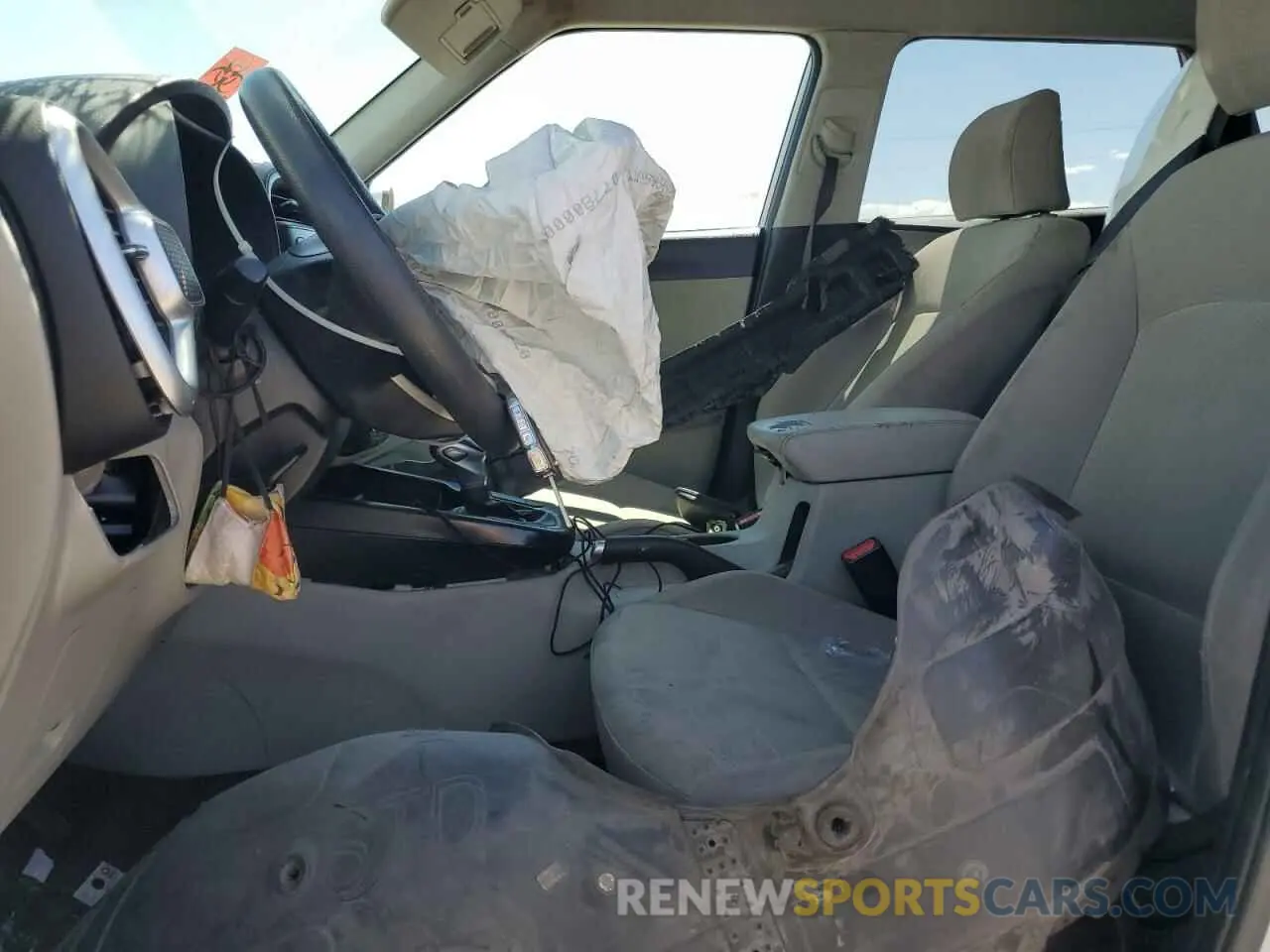 7 Photograph of a damaged car KNDJ23AUXL7022908 KIA SOUL 2020